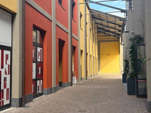 Loft in vendita a Gratosoglio - Ticinello, Milano