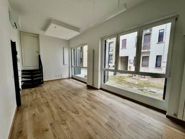 Loft in vendita a Municipio 8 di Milano, Milano