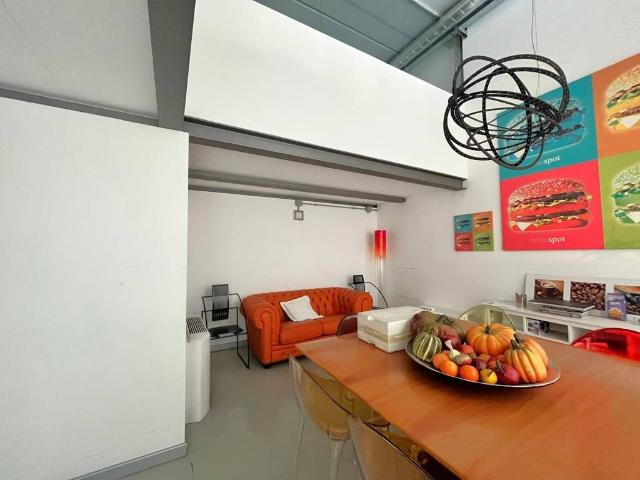 Loft in vendita a Navigli, Milano