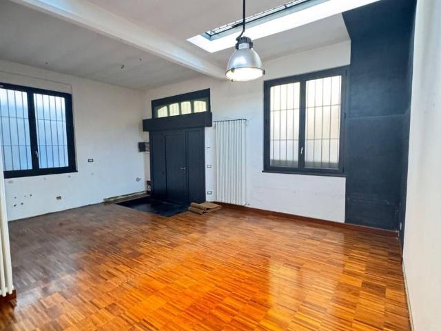 Loft in vendita a Municipio 9, Milano