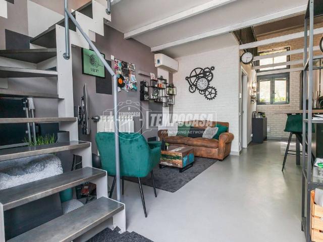 Loft in vendita a Municipio 9, Milano