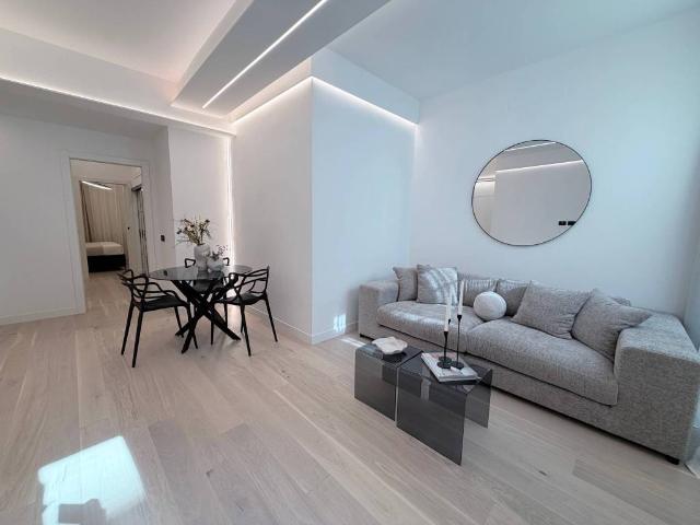 Loft in vendita a Cerchia dei Navigli, Milano