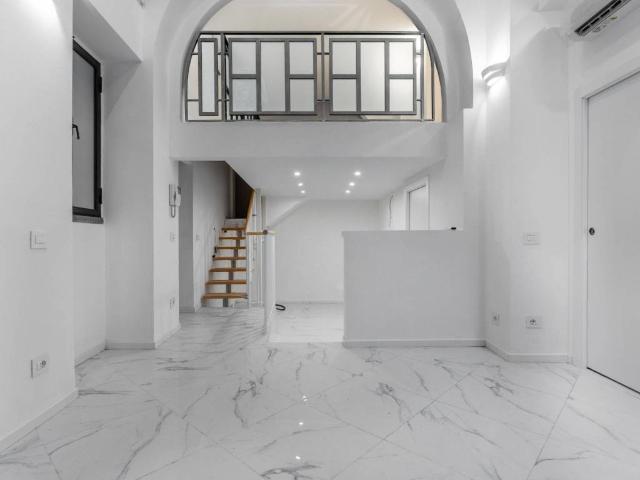 Loft in vendita a Municipio 1, Milano