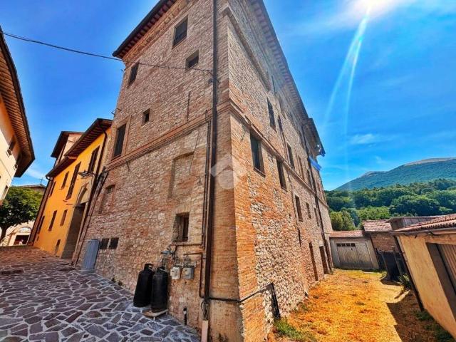 Loft in vendita a Nocera Umbra, Umbria