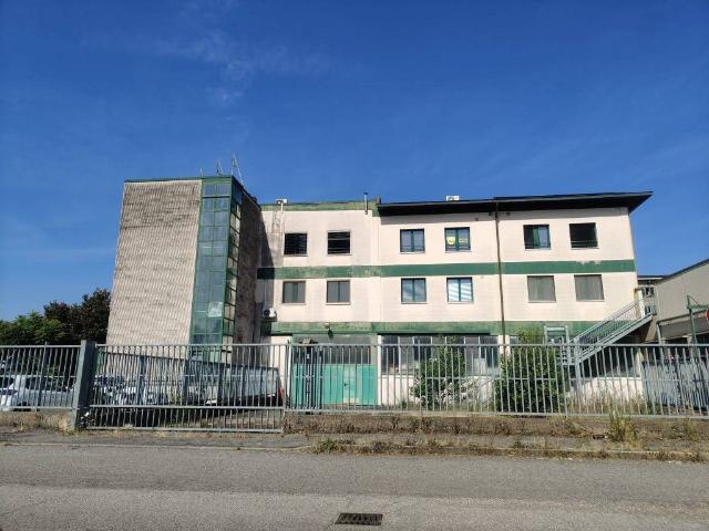 Loft in vendita a Locate Triulzi, Lombardia