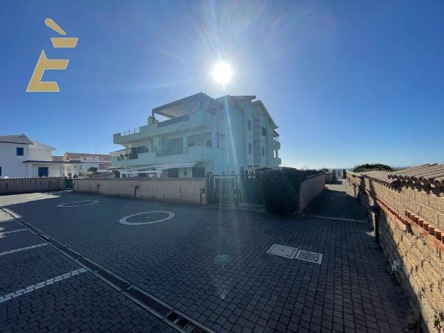 Loft in vendita a Laurentum, Roma Capitale