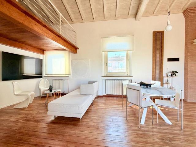 Loft in vendita a Pontedera, Toscana