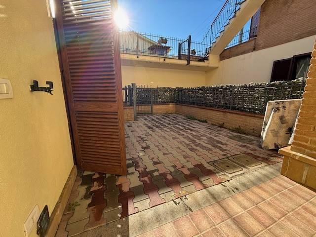 Loft in vendita a Punta di Sabaudia, Sabaudia