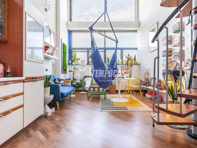 Loft in vendita a Cascine Olona, Settimo Milanese