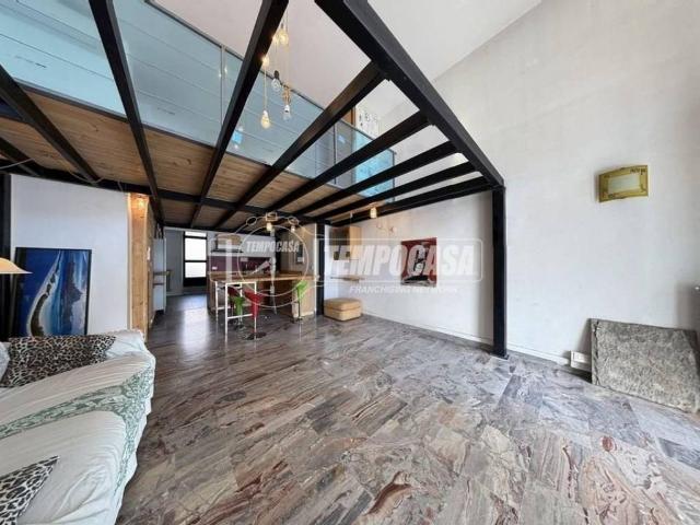 Loft in vendita a Circoscrizione 8, Piemonte