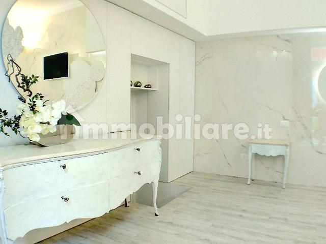 Villa Indipendente in affitto a Municipio 5, Milano