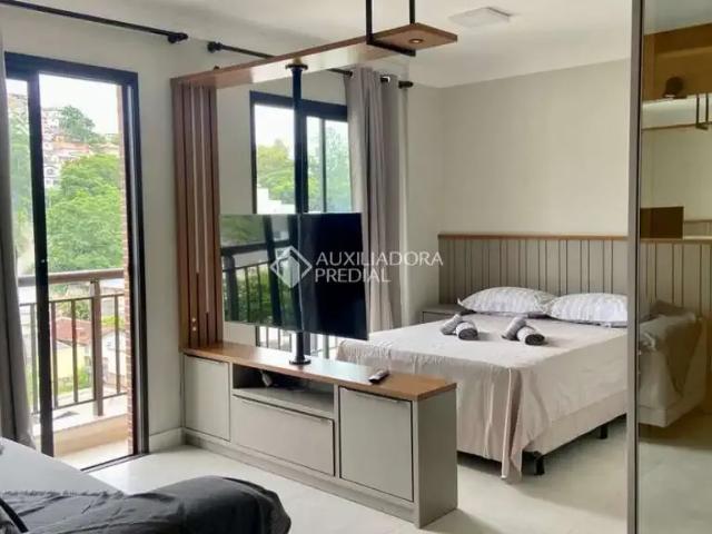 Loft aluguel em Região Geográfica Imediata de Florianópolis, Desterro