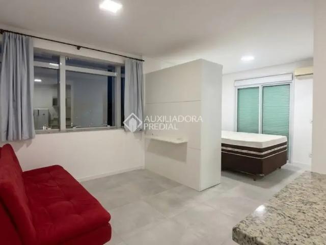 Loft aluguel em Região Geográfica Imediata de Florianópolis, Desterro