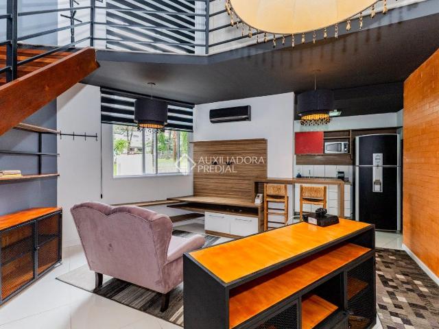 Loft aluguel em Vila Ipiranga, Porto Alegre
