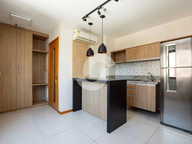Loft venda em Região Praias da Baía, Niterói