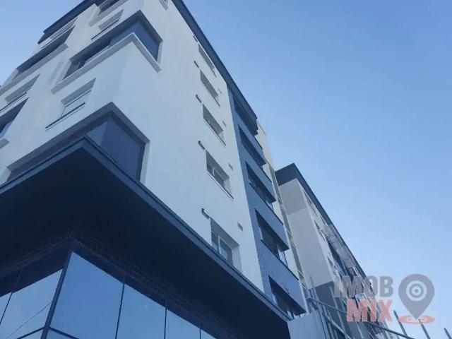 Loft venda em Santa Maria Goretti, Porto Alegre