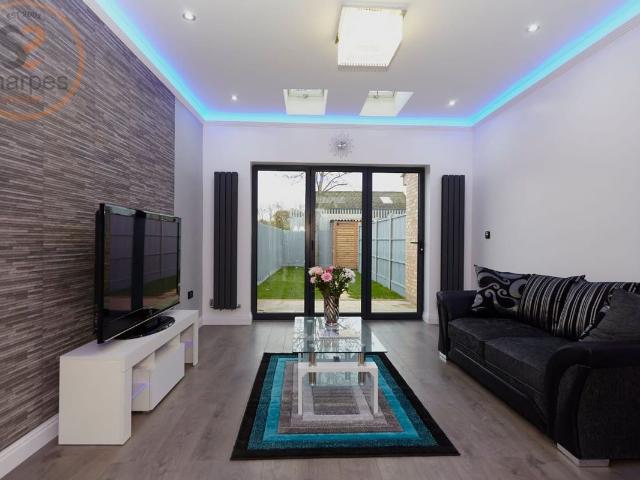 Apartment for rent in London Borough of Merton, Greater London