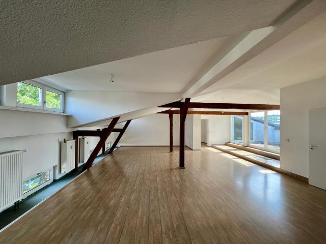 Dachgeschosswohnung mieten in Raibach, Hessen