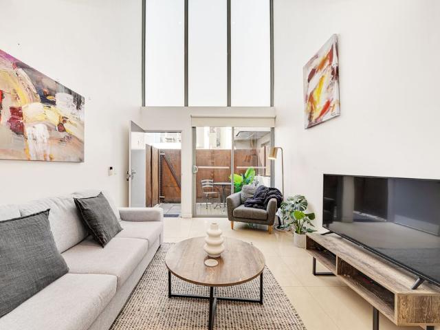 Apartment for rent in Neutral Bay Junction, Sydney