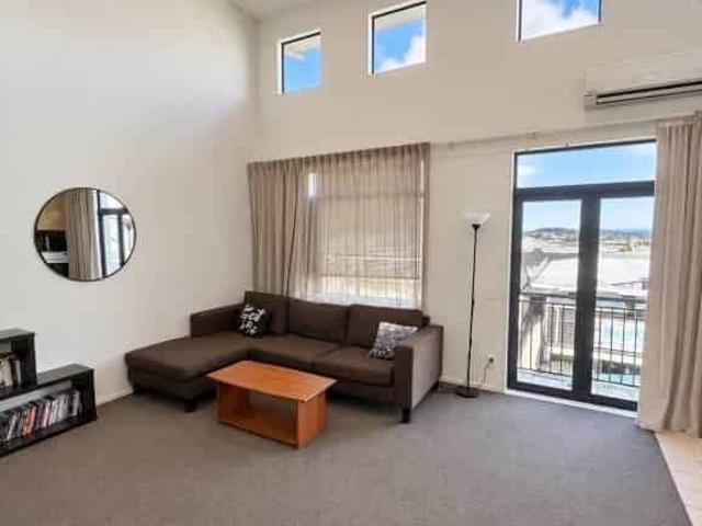 Apartment for rent in Newton, Auckland
