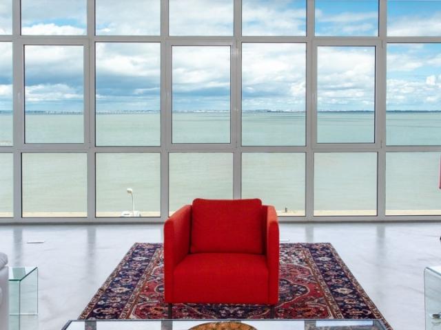 Apartamento alugar em Poço do Bispo, Lisboa