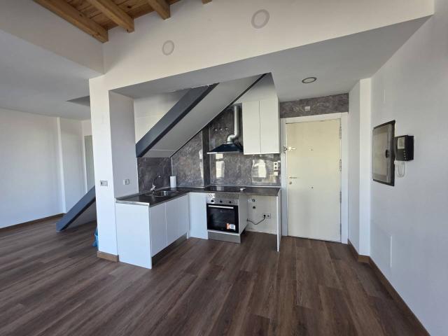 Dúplex en alquiler en Sur, Leganés