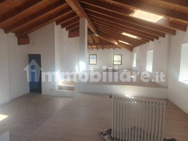 Villa Indipendente in affitto a San Fermo, Fiorano Al Serio