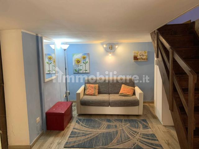 Villa Indipendente in affitto a Borgo-Sanzio, Catania