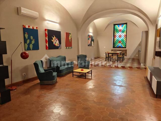 Villa Indipendente in affitto a Centro storico, Catania