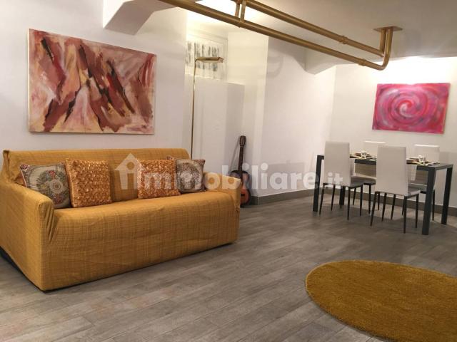 Villa Indipendente in affitto a Piemonte, Novara