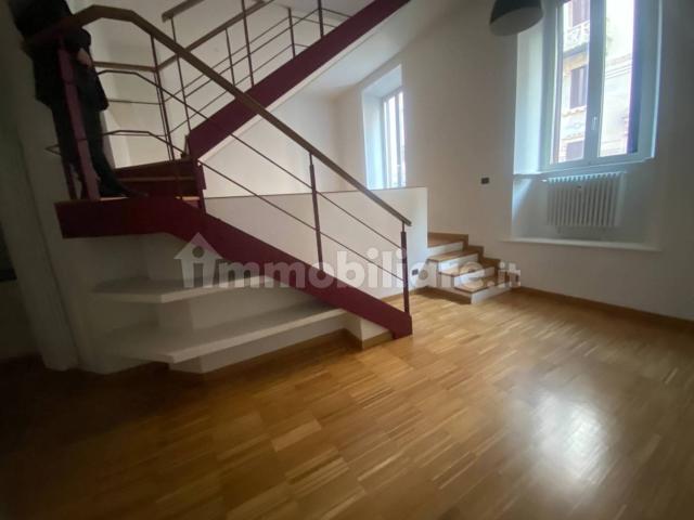 Villa Indipendente in affitto a Municipio 3, Milano