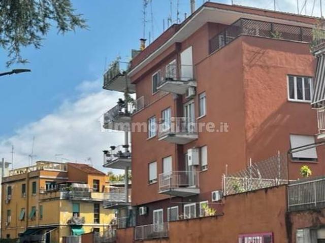 Villa Indipendente in affitto a Municipio Roma III, Roma Capitale