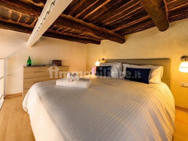 Villa Indipendente in affitto a Municipalità 2, Campania