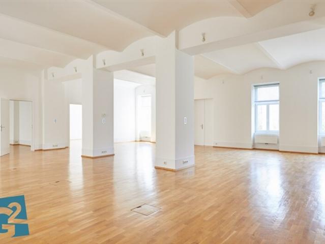 Etagenwohnung mieten in Wien