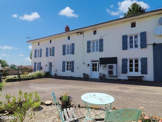 Appartement vente à Rochechouart, Oradour-sur-vayres