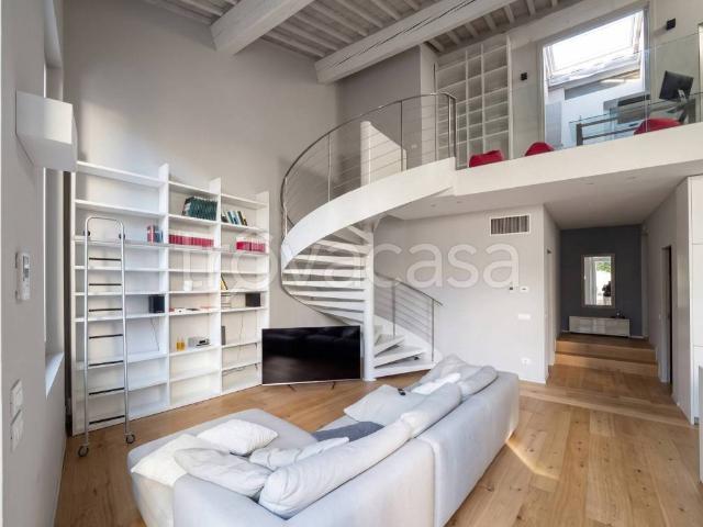 Loft in vendita a Due Strade, Firenze