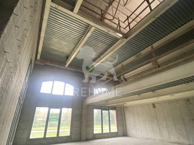 Loft in vendita a Paderno, Reana Del Roiale