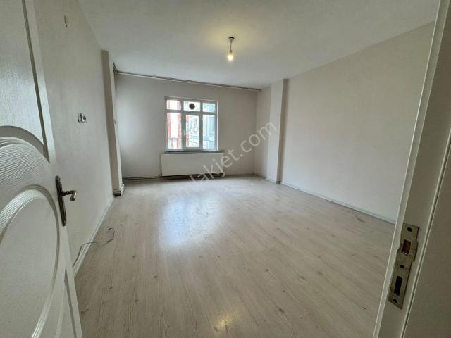 Gültepe Mahallesi, Küçükçekmece içerisinde kiralık mülk