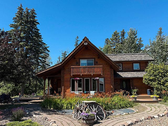 House for sale in Spirit River, Alberta