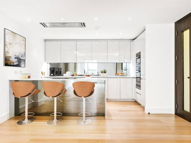 House for rent in Earl's Court, Greater London