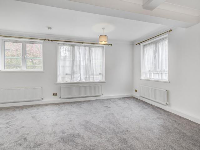 House for rent in Earl's Court, Greater London