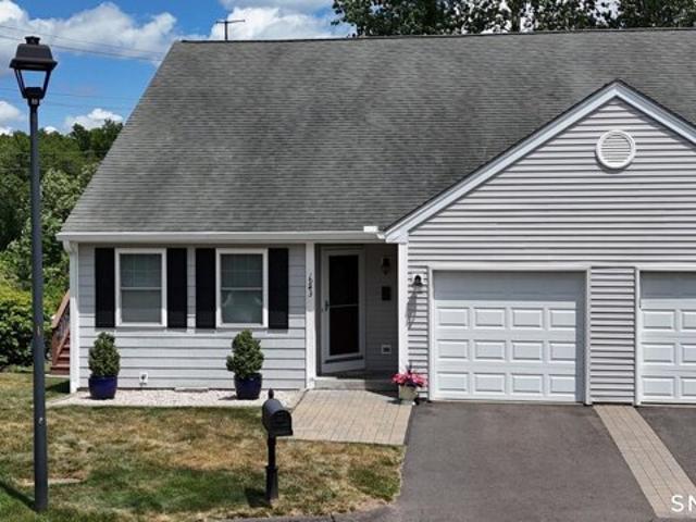 Condo for sale in Windsor, Connecticut