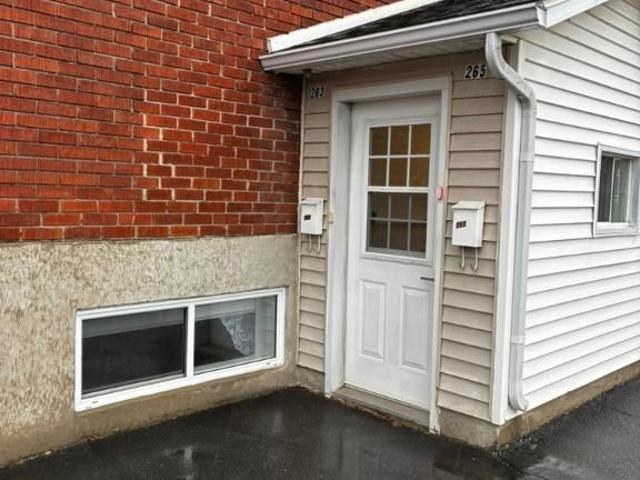 Apartment for rent in Pierre-de Saurel, Quebec