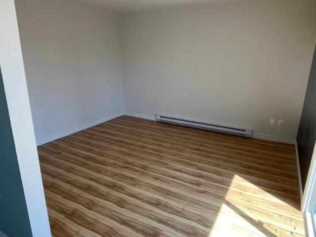 Apartment for rent in Le Rocher-percé, Quebec