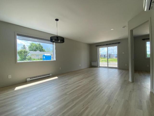 Apartment for rent in La Nouvelle-beauce, Quebec