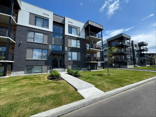 Apartment for rent in Le Château-d'Eau, Alma