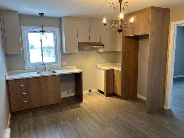 Apartment for rent in Saint-ambroise-de-kildare, Quebec