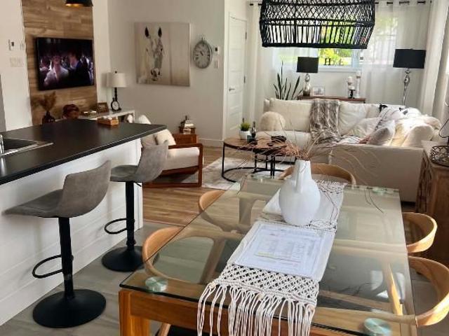 Apartment for rent in Pierre-de Saurel, Quebec