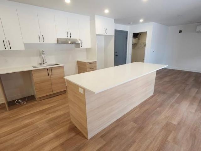Apartment for rent in Vaudreuil-soulanges, Quebec