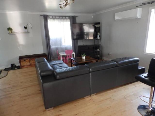 Apartment for rent in Notre-dame-de-lourdes, Quebec